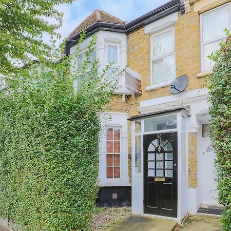 2 Bed Garden Flat Leyton Village Londra Dış mekan fotoğraf